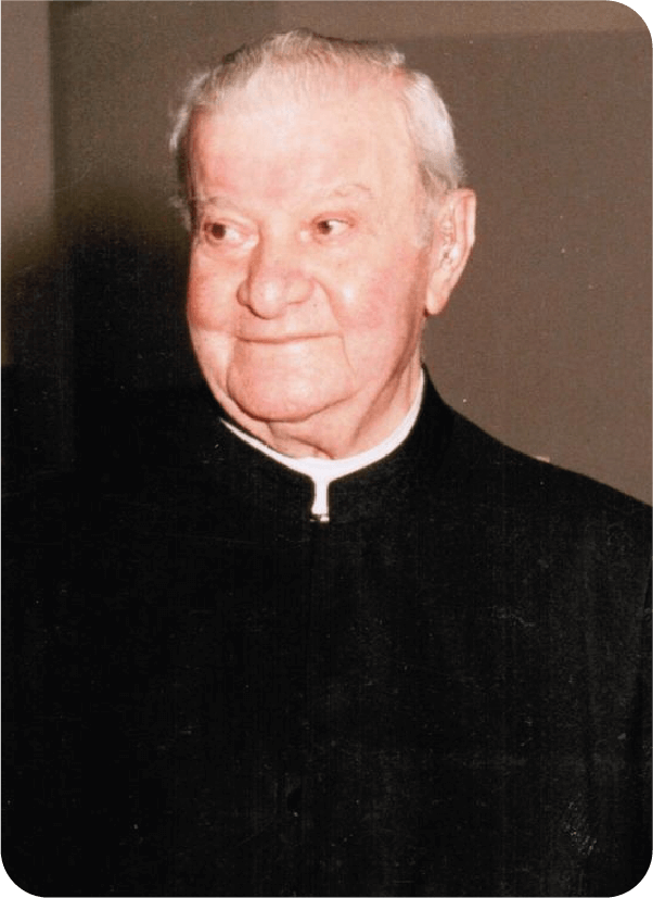 Presbítero Luis Victoriano Dusso, fundador del Complejo Educativo